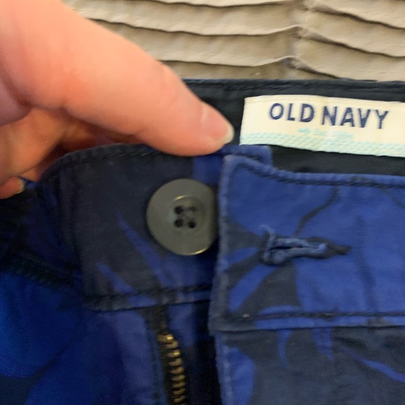 Blue patterned shorts - Picture 2 of 4